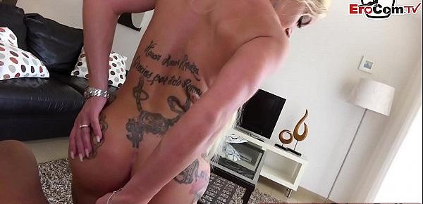  Deutsche blonde Bodybuilderin wird anal in den muskel Arsch gefickt POV